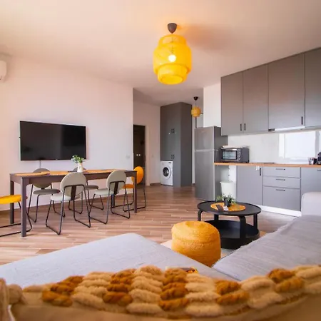 Modern Seaview *