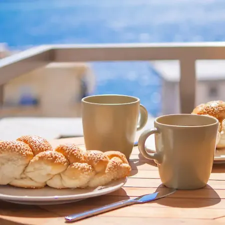 Modern Seaview Apartment Sarande