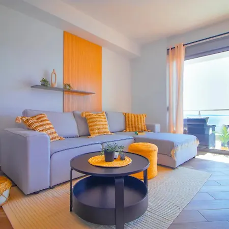 Apartment Modern Seaview